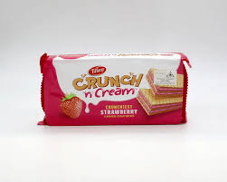 Tiffany Crunch Strawberry Cream Wafer 76 11gm